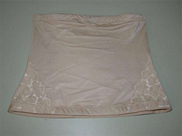 NWOT Assets Spanx M Luxe and Lean Waist Cincher 10071R Beige 128664