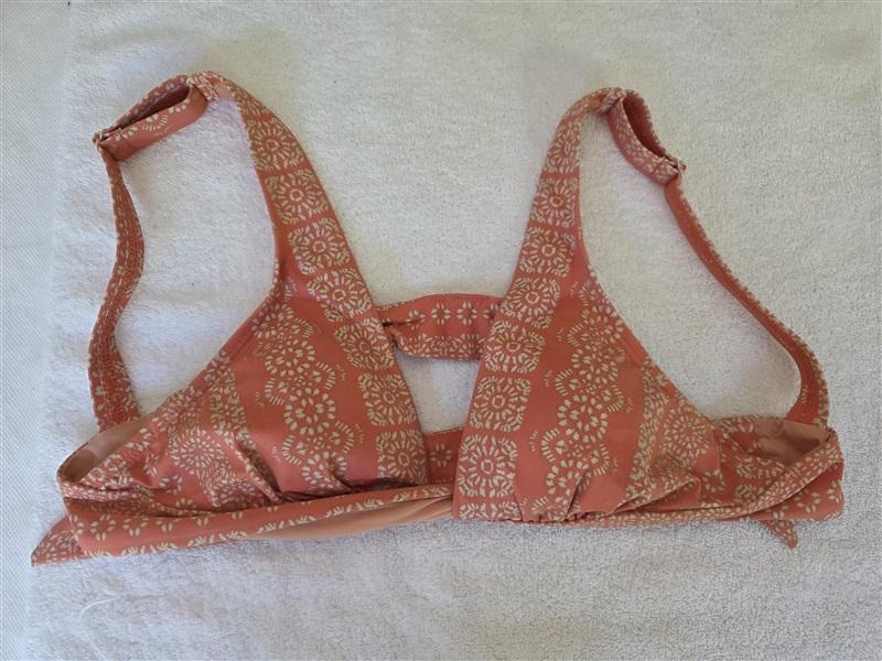 NWOT Robin Piccone M Isla Triangle Bikini Swim Top & Bottom Orange 128672