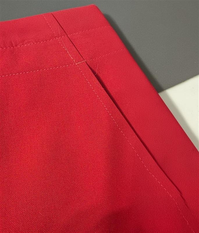 NWOT Trina Turk 16 Ankle Slit Side Zip Red Pants 128743
