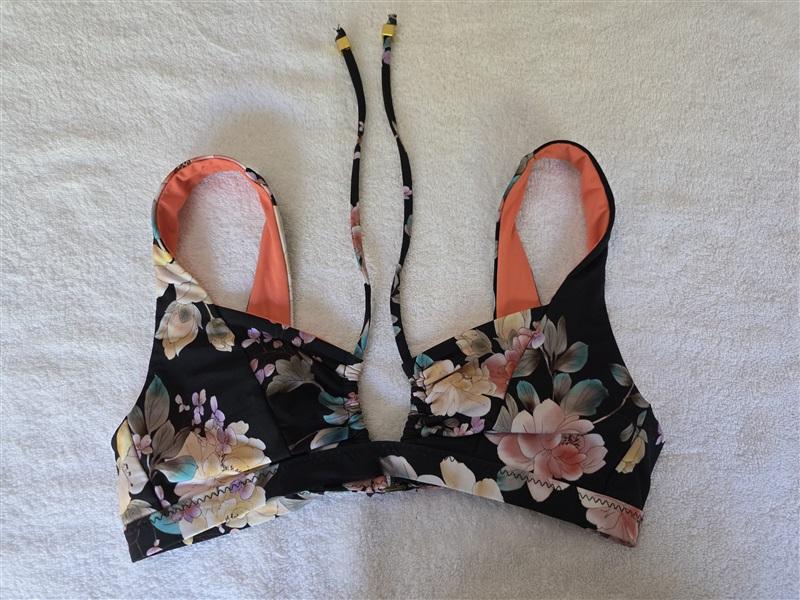 NWT Becca Virtue S Tie Front Japanese Floral Bikini Swim Top Black 128776