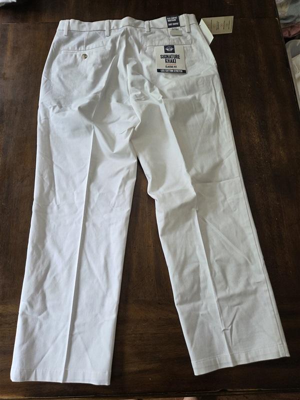 NWT Dockers 34X29 Signature Khaki Classic Fit Lux Cotton Stretch 128795