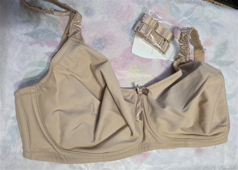 NWOT Mia Helena 38DDD Wire Free Bra 7801 Beige 128919