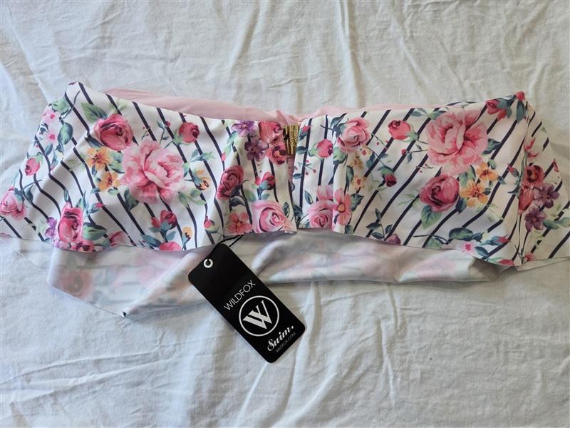 NWT Wildfox L Gypsy Stripe Floral Flounce Ruffle Bikini Top 128944
