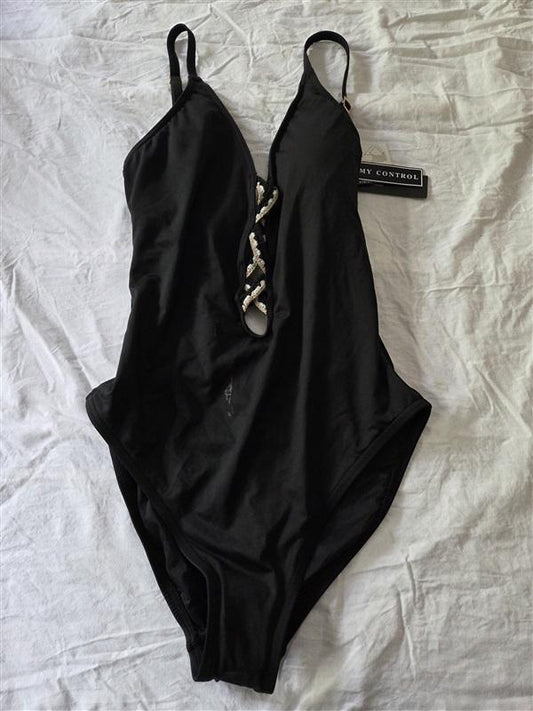 NWT La Blanca 6 Island Goddess 1PC Swimsuit Black Deep V Cross 128957