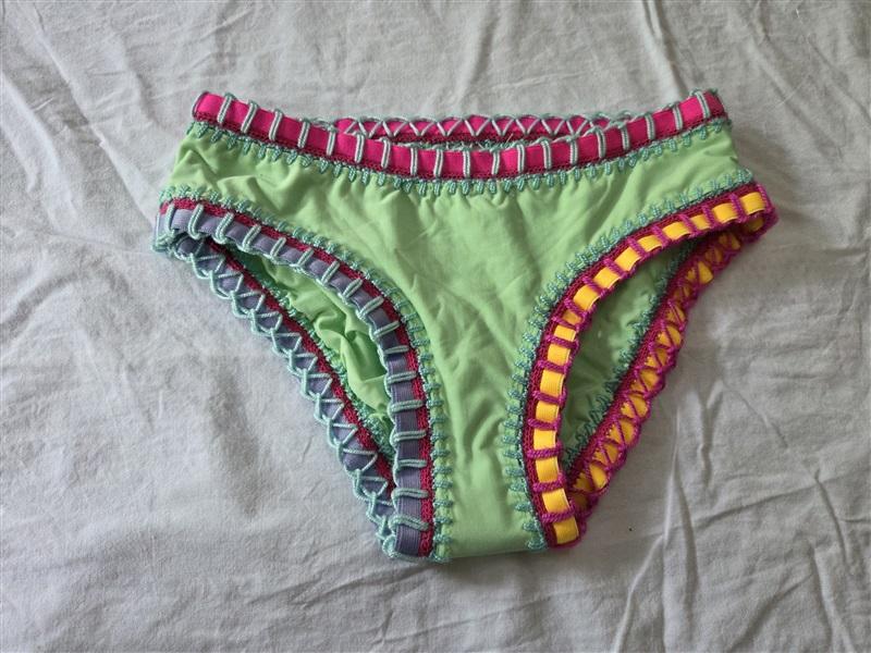 NWOT Pilyq Girls 8 Green Crochet Trim Scoop Bikini Swim Bottom 128970
