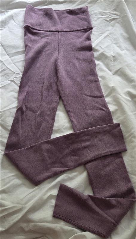 NWT One Gray Day M Sweater Knit Purple Leggings 129010