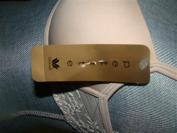 NWT Wacoal Embrace Lace Petite Push Up 75891 Underwire Bra Beige 129089