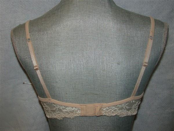 NWT Wacoal Embrace Lace Petite Push Up 75891 Underwire Bra Beige 129089