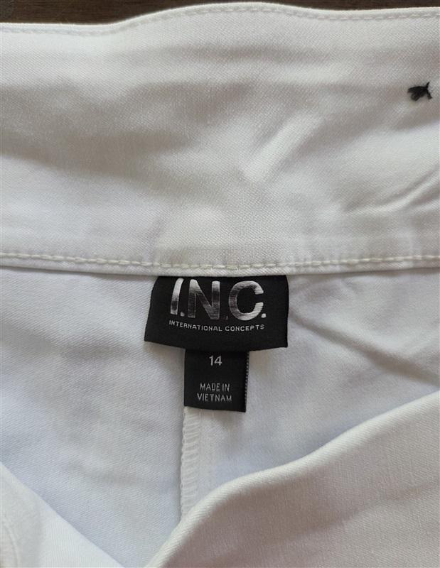 NWT INC 14 Tummy-Control Pull-On Straight-Leg Pants White 129093