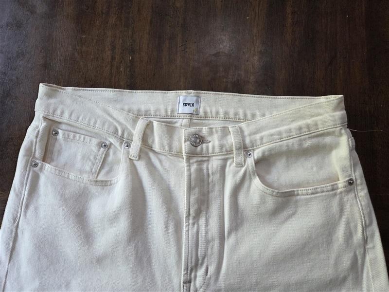 NWOT Edwin 31 Marli Wide Leg With Raw Hem Cream 129114