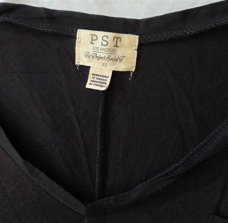 NWOT Project Social T S Black V Neck Pocket T Shirt 129224