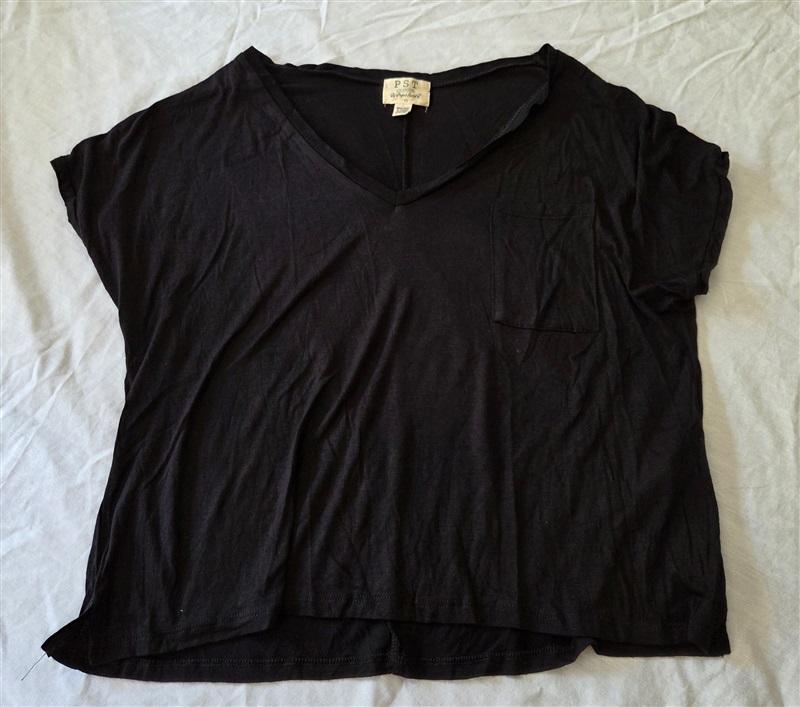 NWOT Project Social T S Black V Neck Pocket T Shirt 129224
