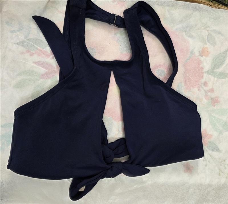 NWOT Robin Piccone Ava XS Navy Blue Front Knot Keyhole Bikini Swim Top 129305
