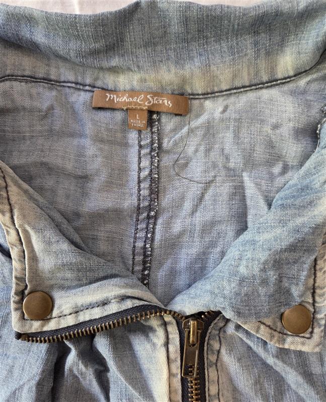 NWOT Michael Stars L Vintage Washed Chambray Denim Jean Jacket 129394