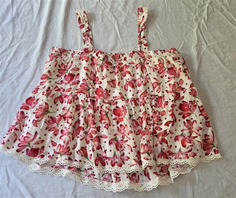 NWOT Skies are Blue L Floral Red Eyelet Lace Cami Tank top 129396