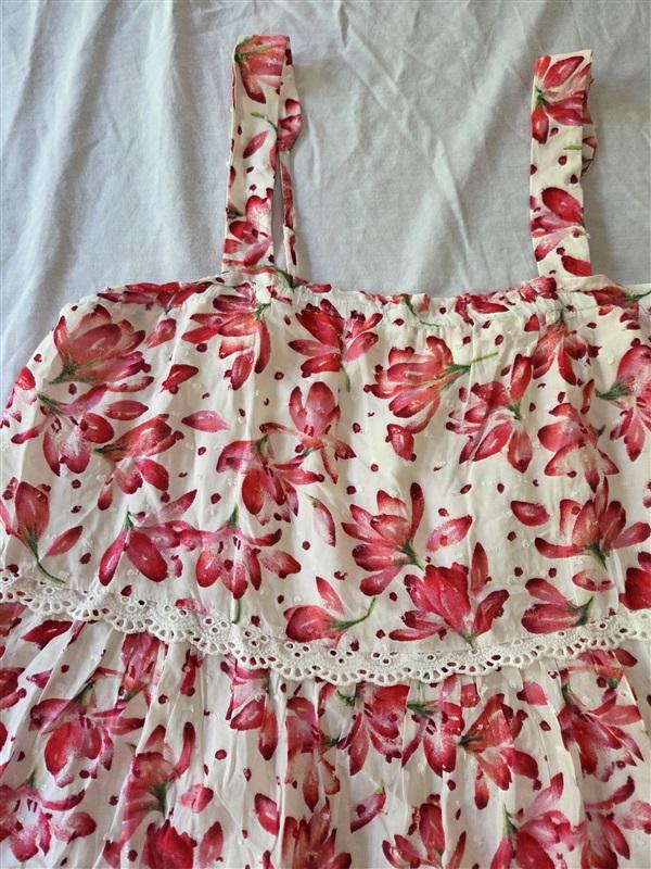 NWOT Skies are Blue L Floral Red Eyelet Lace Cami Tank top 129396