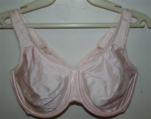 NWOT Wacoal Bodysuede 36B Ultra Full Figure Seamless 85182 Pink Bra 129465