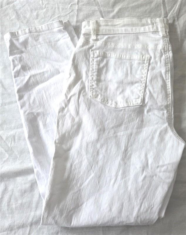 NWOT Eileen Fisher 8 White Stretch Straight Jeans Denim Pants 129491