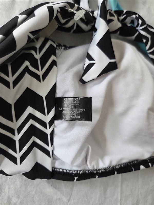 NWT A.N.A. 14 Chevron Black White Halter Bikini Top Swimsuit 129520