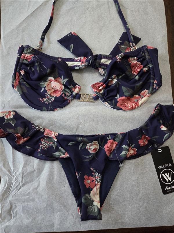 NWT WILDFOX Gypsy Purple Floral Bikini Set M Top Ruffle S Bottom 129552