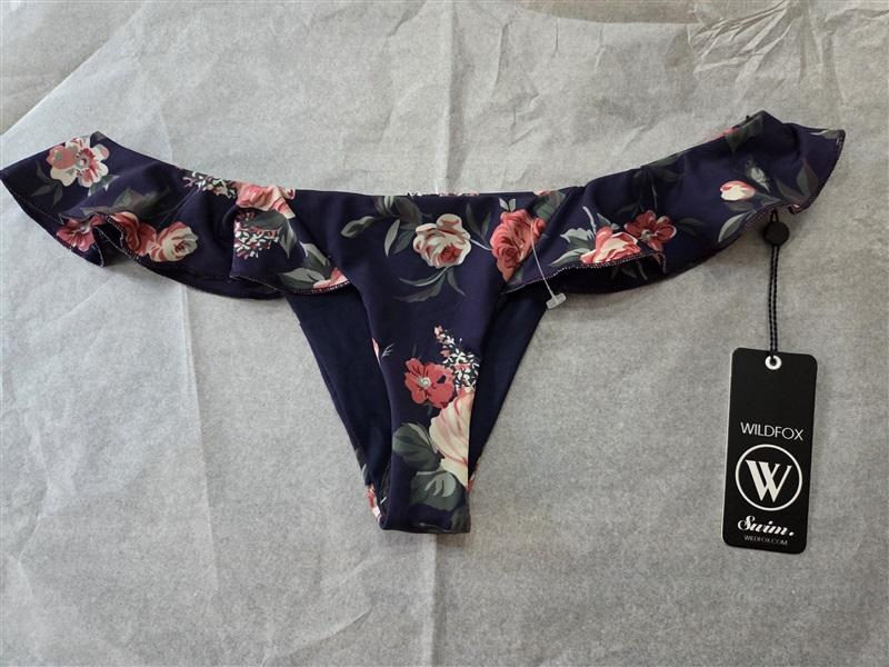 NWT WILDFOX Gypsy Purple Floral Bikini Set M Top Ruffle S Bottom 129552