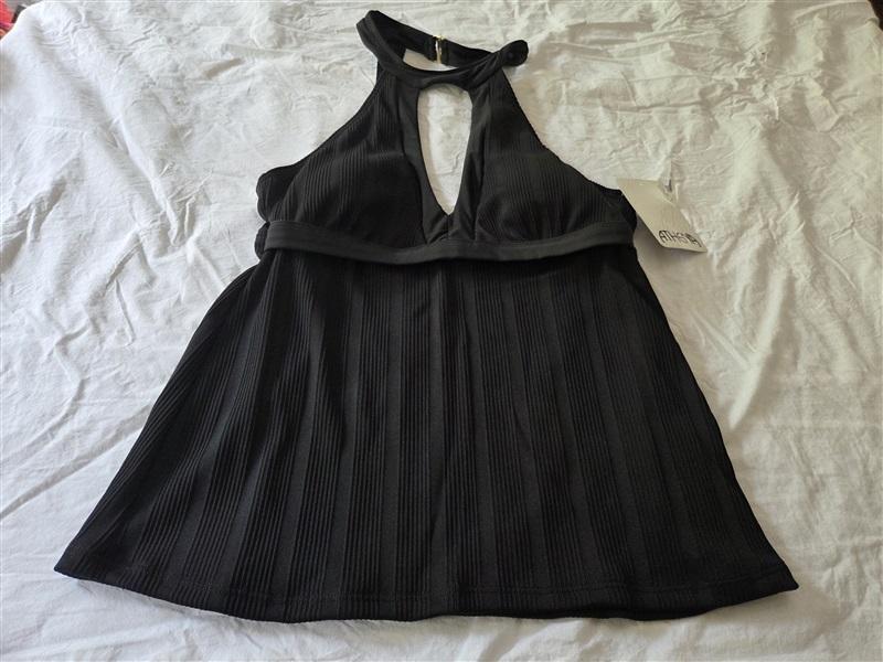 NWT Athena 14 Fine Lines Deep V Black Ribbed Tankini Swim Top 129563
