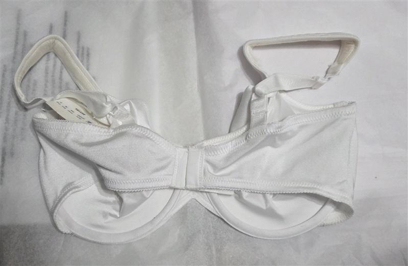 NWT Bali 38DD Live It Up Underwire Bra 3353 White Full Coverage 129588