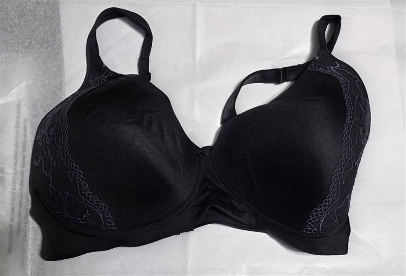 NWOT Bali 36DD One Smooth U Lace Wireless Bra 6546 Black #129589