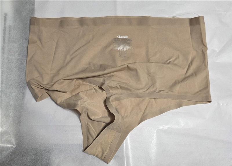 NWOT Chantelle Soft Stretch Seamless Thong Panty 1139 Beige 129596