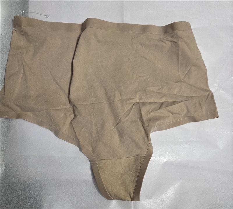 NWOT Chantelle Soft Stretch Seamless Thong Panty 1139 Beige 129596
