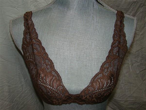 NWT Natori 32B/C Feathers Wireless Convertible Bra 739023 Black 129603