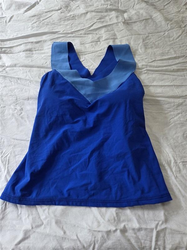 NWT La Blanca 8 Wide Strap Blue Tankini Swim Top 129636