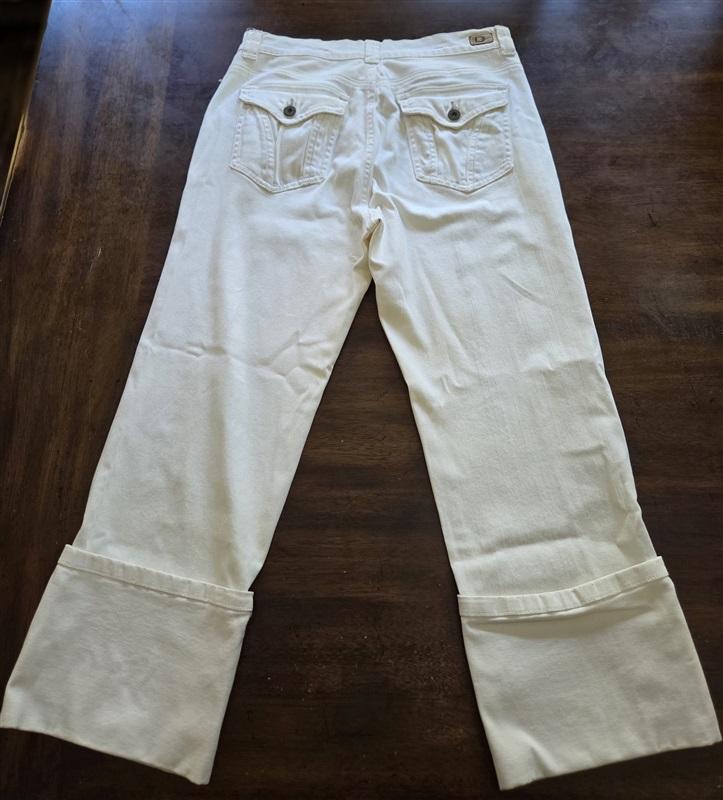 NWOTD DKNY 10 Flap Pocket Large Cuff Distressed Ivory Jeans 129656