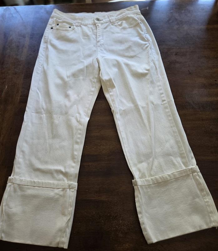NWOTD DKNY 10 Flap Pocket Large Cuff Distressed Ivory Jeans 129656