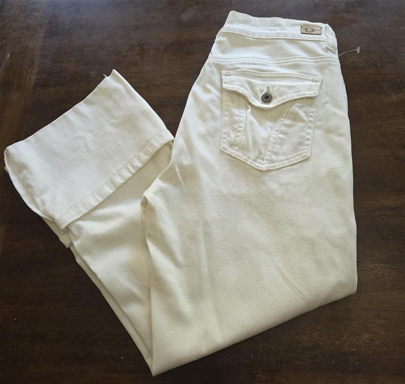NWOTD DKNY 10 Flap Pocket Large Cuff Distressed Ivory Jeans 129656