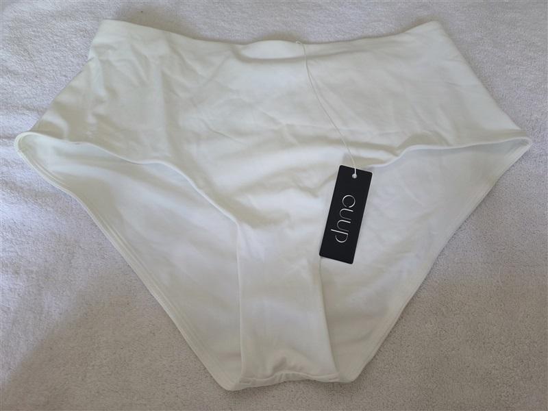NWOT CUUP 4 or L The Tap Swim Bottom White Hi Rise Bikini 129691