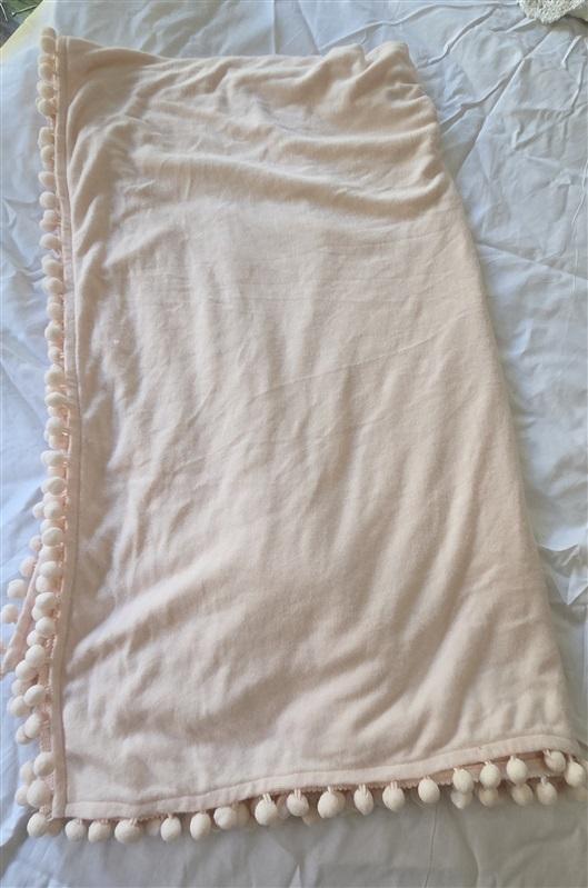 NWOT Michael Stars 60" x 60" Pom Pom Trim Blanket Wrap Scarf Pink 129717