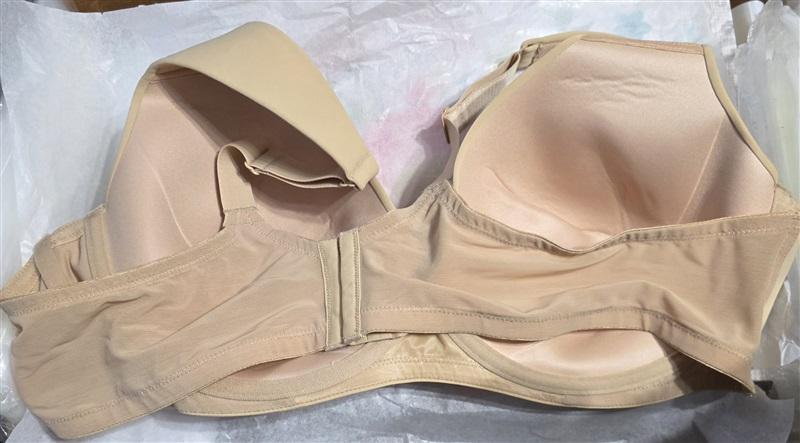 NWOt Catherine's Intimates 48B Underwire T-Shirt Lightly Padded Bra 129727