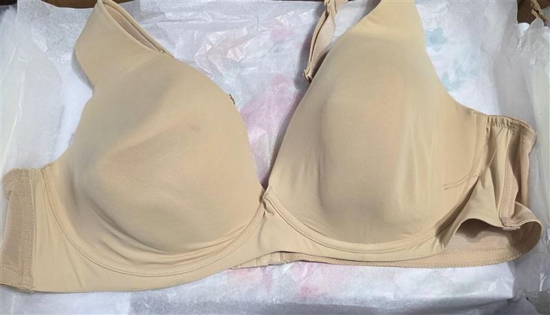 NWOt Catherine's Intimates 48B Underwire T-Shirt Lightly Padded Bra 129727