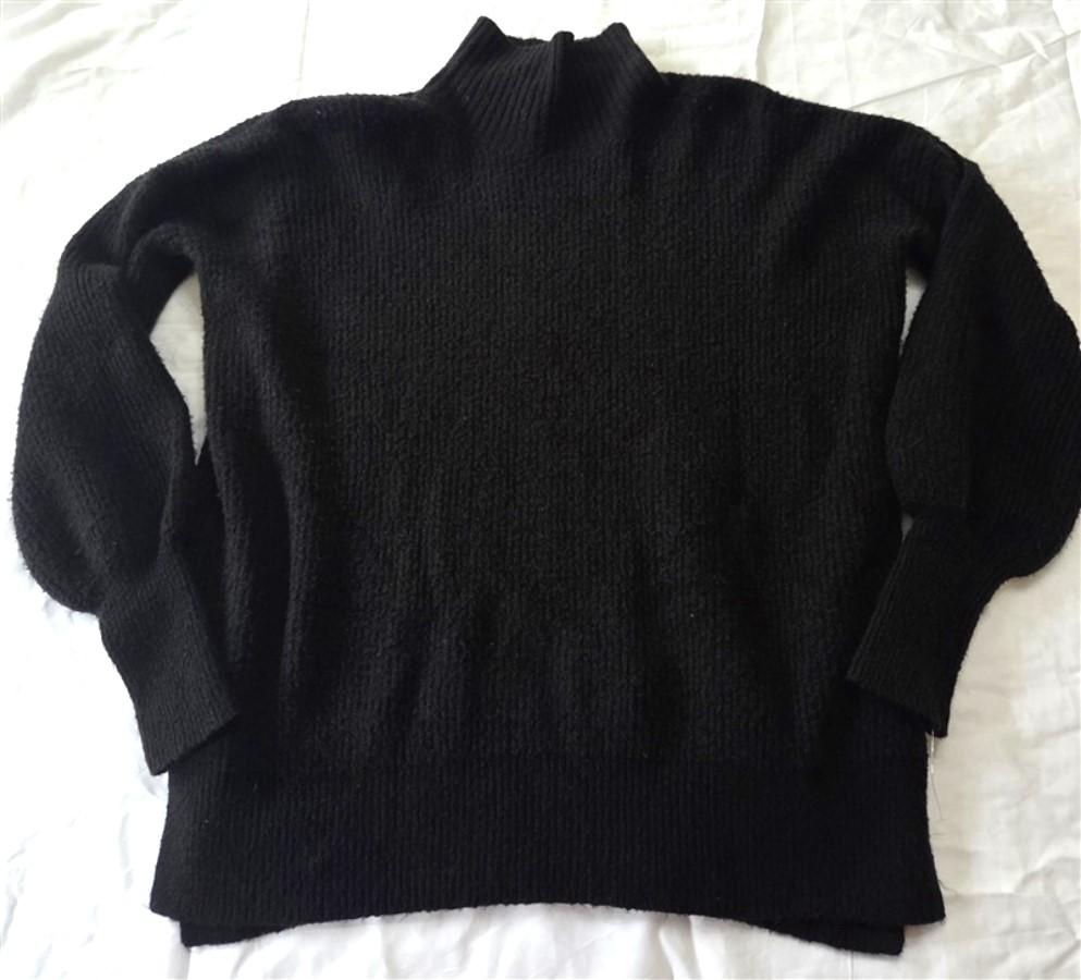 NWOT French Connection M Oversize Baby Soft Turtleneck Sweater Black #129778