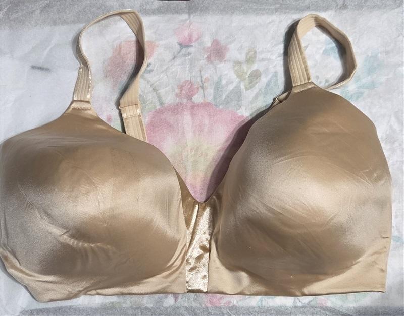 NWOt Bali 38DD One Smooth U Smoothing Concealing Wirefree Bra 6556 Beige #129782