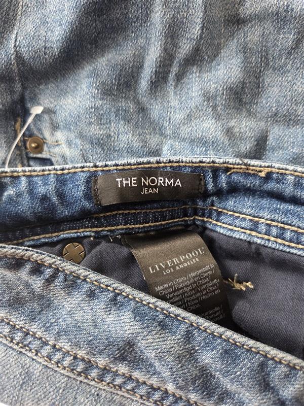 NWOTD Liverpool 10 Norma Jean Mid-Rise Relaxed Roller 24 1/2" 129805