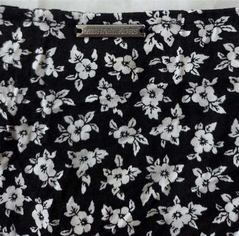 NWT Michael Kors M Wrap Blouse Black White Floral 129806