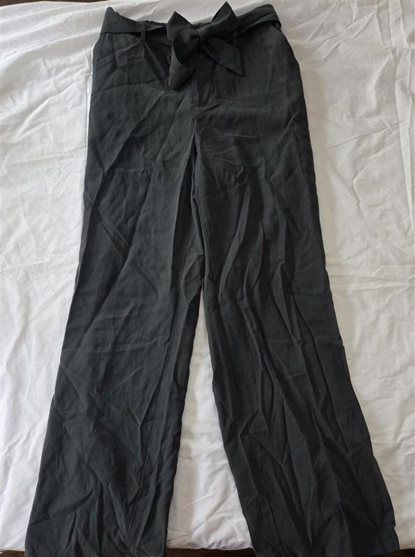 NWOT Wonderly L Paper Bag Waist Green Trouser Pants 129808