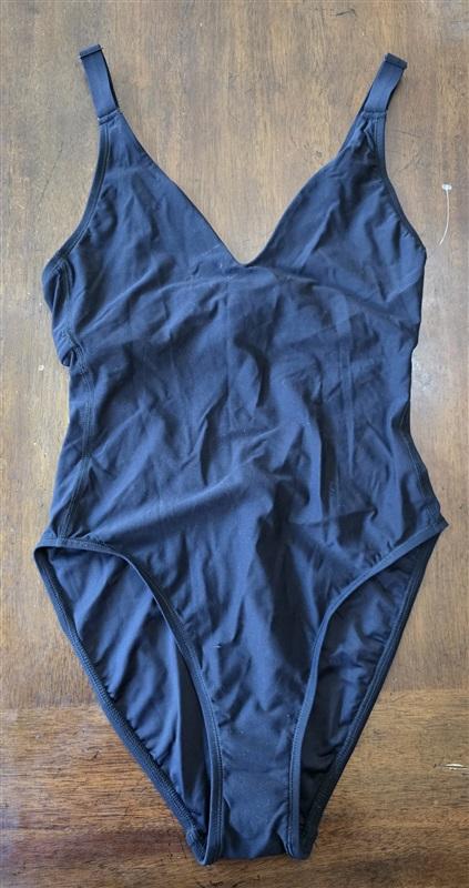 NWOT EBW Solid Black Scoop V One-Piece Swimsuit Bow Back 129817