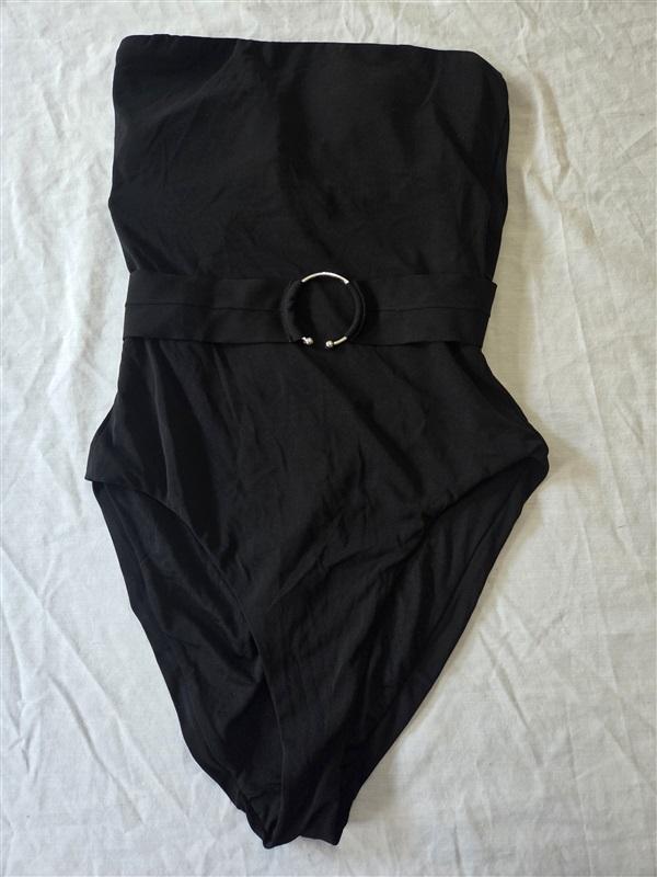 NWOT Robin Piccone 8 Luca Bandeau 1PC Swimsuit Black 129820