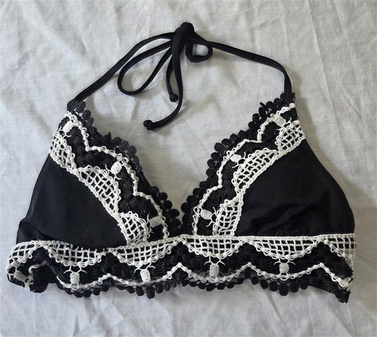 NWOT Becca Virtue S White Bikini Top Lace Halter Bikini Swim 129822