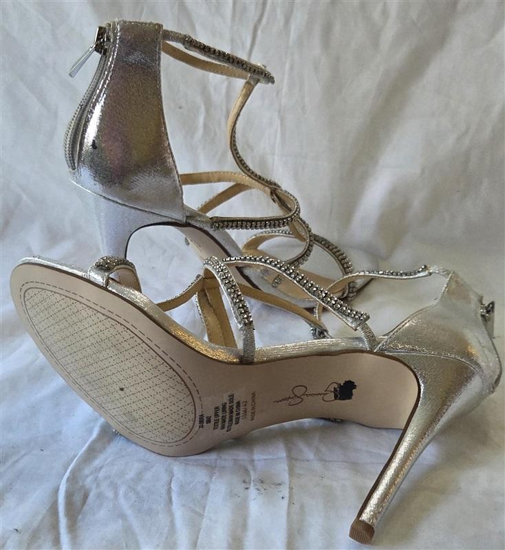NWOT Jessica Simpson 10 Sidra Silver Rhinestone Heeled Sandals 129892