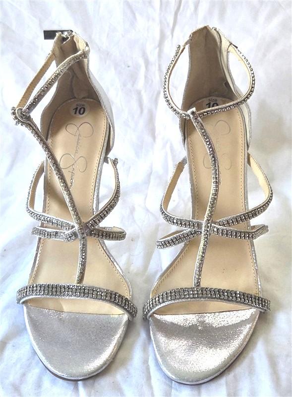 NWOT Jessica Simpson 10 Sidra Silver Rhinestone Heeled Sandals 129892