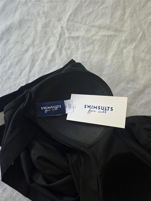NWT Swimsuits For All 10 Pleated Front Tankini Top Black 129937